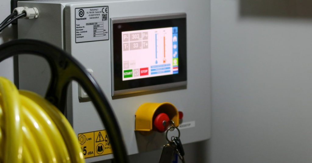 מערכת ERP לייצור: איך בוחרים ומה זה עולה לעסק